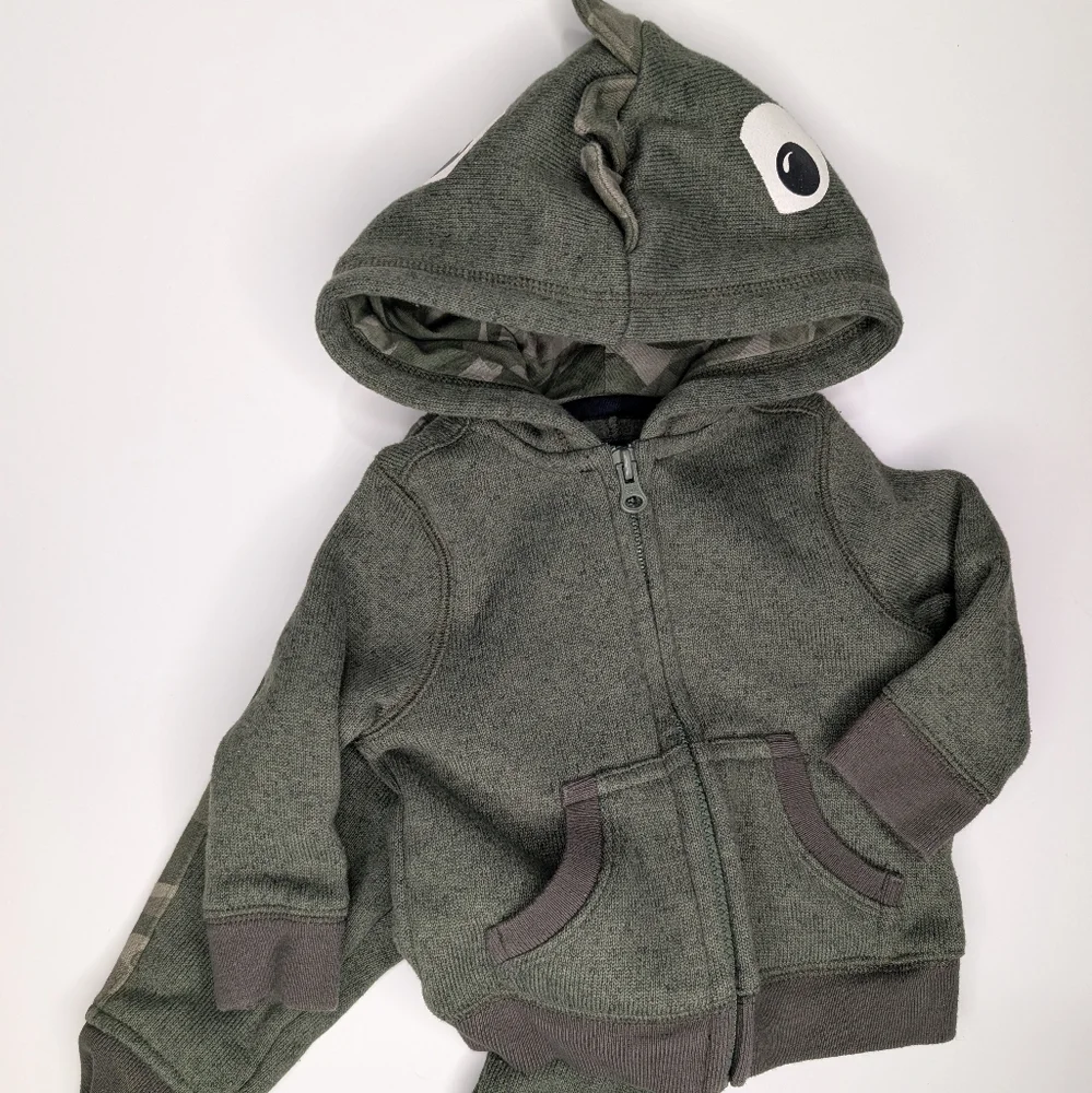 OshKosh‎ B’gosh Dinosaur Camo Hoodie & Joggers Set 6–9M